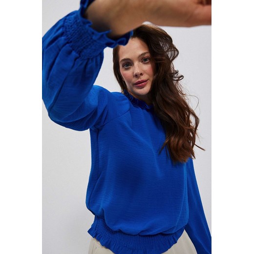 Gładka koszula niebieska ze sklepu Moodo.pl w kategorii Bluzki damskie - zdjęcie 148387971