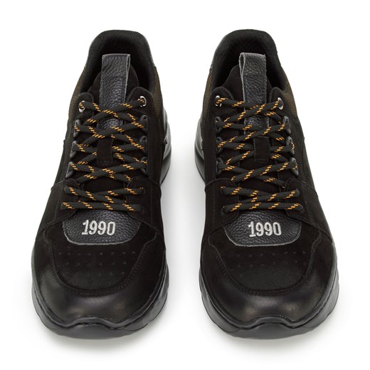 Męskie sneakersy na lekkiej podeszwie czarne ze sklepu WITTCHEN w kategorii Półbuty męskie - zdjęcie 148428442