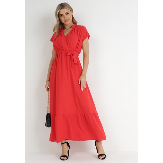 Czerwona Sukienka Maxi Wiązana W Pasie z Gumką w Talii Vynyndu ze sklepu Born2be Odzież w kategorii Sukienki - zdjęcie 148455810