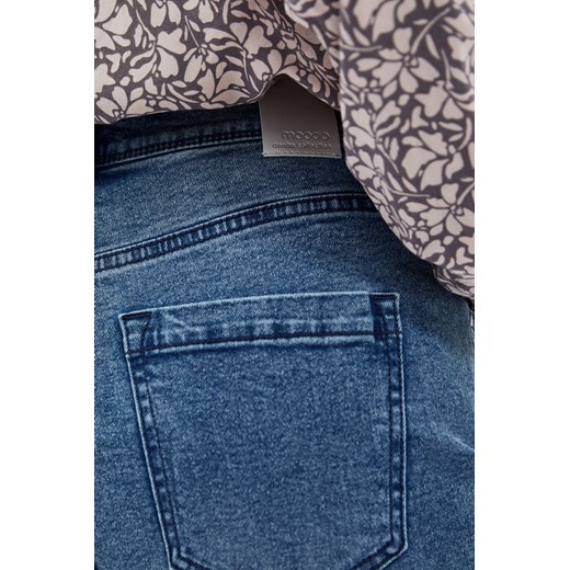 Spodnie jeansowe z wysokim stanem ze sklepu Moodo.pl w kategorii Jeansy damskie - zdjęcie 148599314