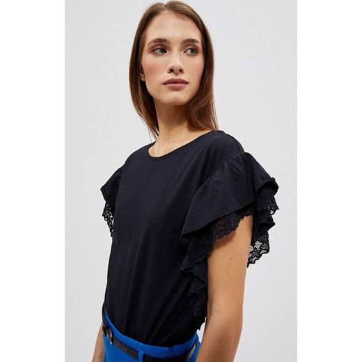 Czarna bluzka z falbaną na ramionach 4001, Kolor czarny, Rozmiar XS, Moodo ze sklepu Primodo w kategorii Bluzki damskie - zdjęcie 148677632