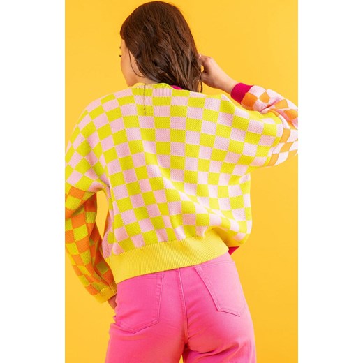 F1445 krótki kardigan w kwiaty zapinany, Kolor różowy-wzór, Rozmiar M/L, Fobya Fobya M/L Primodo