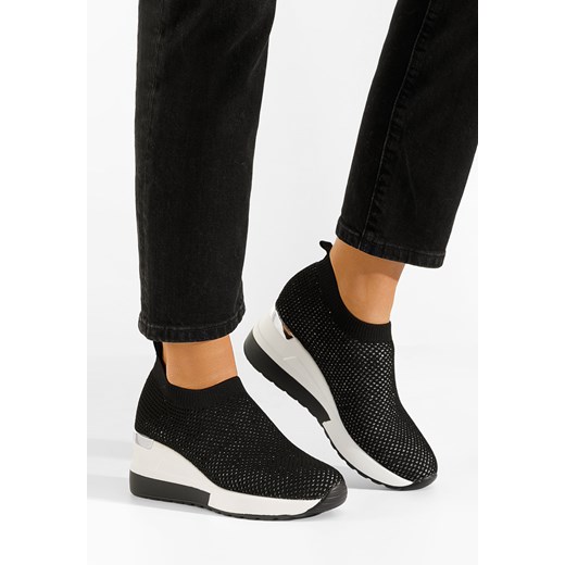 Czarne sneakersy na koturnie Zamora ze sklepu Zapatos w kategorii Buty sportowe damskie - zdjęcie 149402852