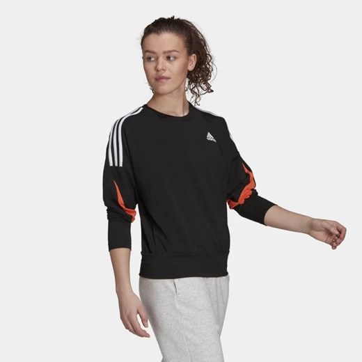 Bluza damska Adidas krótka z aplikacjami  