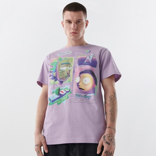 Cropp - Fioletowy t-shirt z nadrukiem Rick and Morty - Różowy Cropp S okazja Cropp