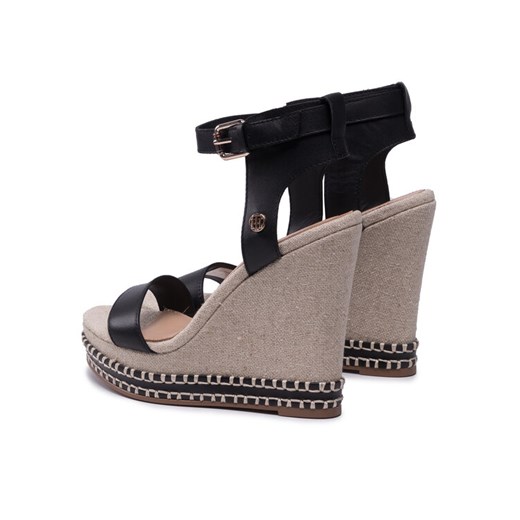 Tommy Hilfiger Sandały Elevated Signature Wedge Sandal FW0FW06296 Czarny Tommy Hilfiger 39 promocja MODIVO