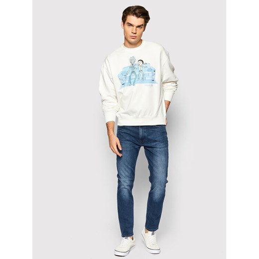 Wrangler Bluza RICK AND MORTY W6R1HN737 Biały Regular Fit Wrangler L okazja MODIVO