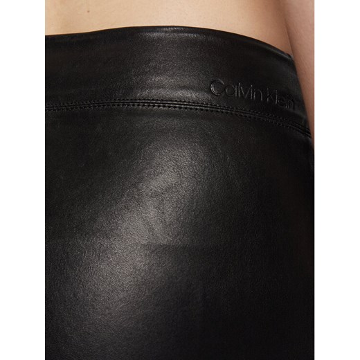 Calvin Klein Spodnie skórzane Essential K20K204168 Czarny Slim Fit Calvin Klein 42 MODIVO okazja