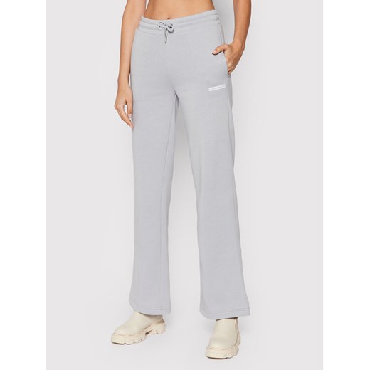 Calvin Klein Jeans Spodnie dresowe J20J217293 Szary Relaxed Fit XS okazja MODIVO