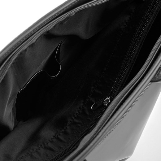 FELICE Azurro M12 czarna elegancka torebka damska kuferek lakierowany skorzana-com czarny kuferki