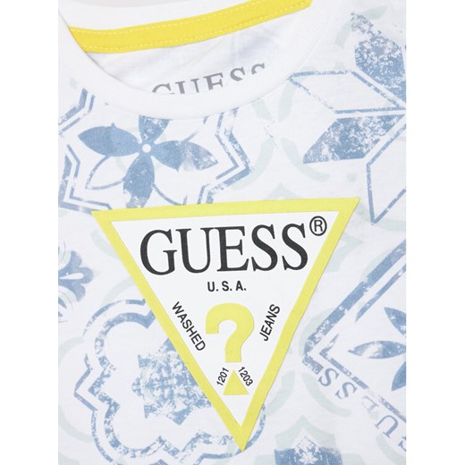 Guess T-Shirt N2GI06 K8HM3 Biały Regular Fit Guess 18M MODIVO okazja