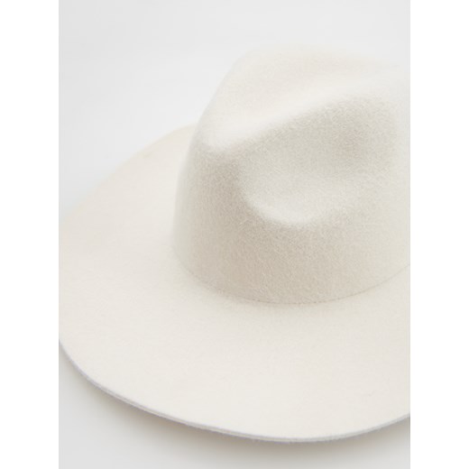 Reserved - Wełniany kapelusz - Kremowy Reserved S Reserved