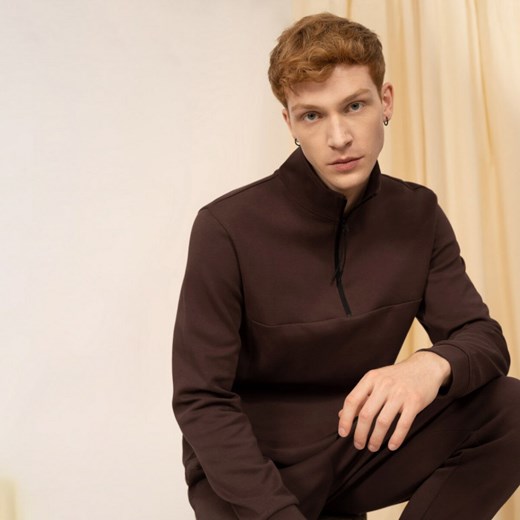 Męska bluza dresowa nierozpinana bez kaptura OUTHORN OTHAW22TSWSM060 Outhorn M okazyjna cena Sportstylestory.com