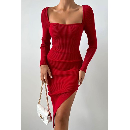 Sukienka BROZELA RED uniwersalny okazja Ivet Shop