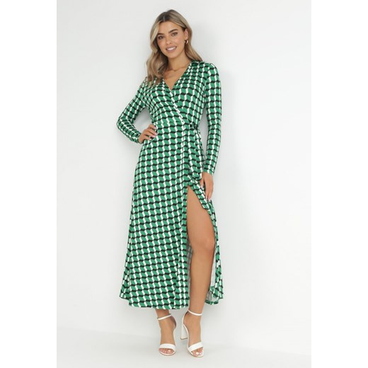 Zielona Kopertowa Sukienka Maxi z Wiązanym Paskiem i Kołnierzykiem Oceania ze sklepu Born2be Odzież w kategorii Sukienki - zdjęcie 150873551