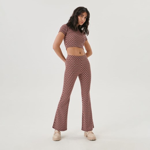 Sinsay - Spodnie flare high waist - Czarny Sinsay XL wyprzedaż Sinsay