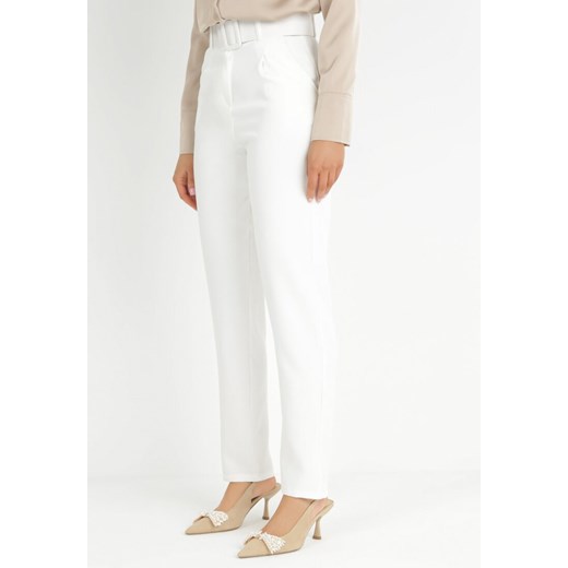 Białe Spodnie Garniturowe z Paskiem Nemez ze sklepu Born2be Odzież w kategorii Spodnie damskie - zdjęcie 150897620