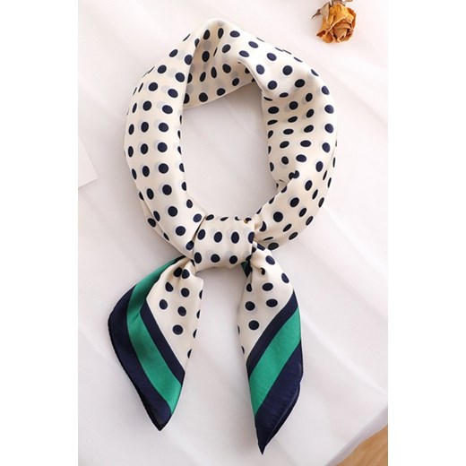 Szalik/chusta IVET zielony w nadruki 