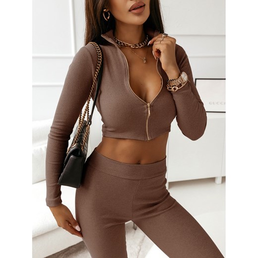 Prążkowany komplet crop top legginsy SAMMY - ciemny beż Magmac one size magmac.pl