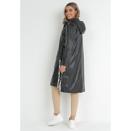 Czarny Płaszcz za Kolano z Kapturem Katine M wyprzedaż Born2be Odzież