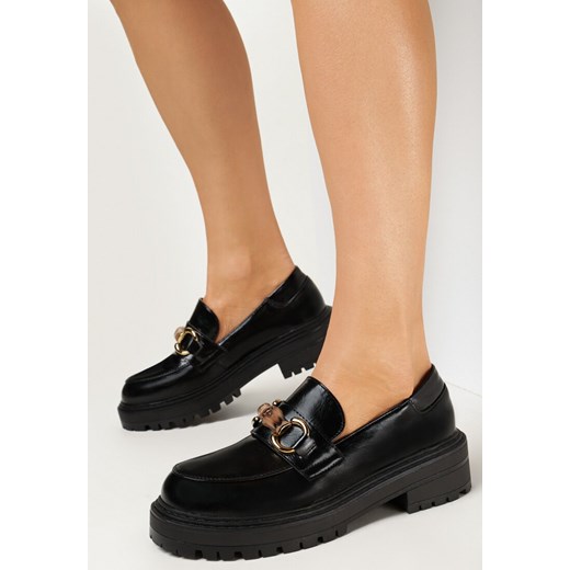 Czarne Mokasyny na Grubej Podeszwie z Bieżnikiem ze Skórzaną Wkładką Monay 36 born2be.pl promocja