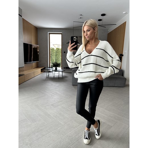 Sweter Sacramento Cream UNI Clothstore