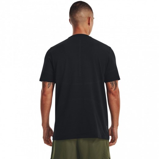 Męska koszulka treningowa Under Armour UA Rush Seamless Legacy SS - czarna ze sklepu Sportstylestory.com w kategorii T-shirty męskie - zdjęcie 151149554