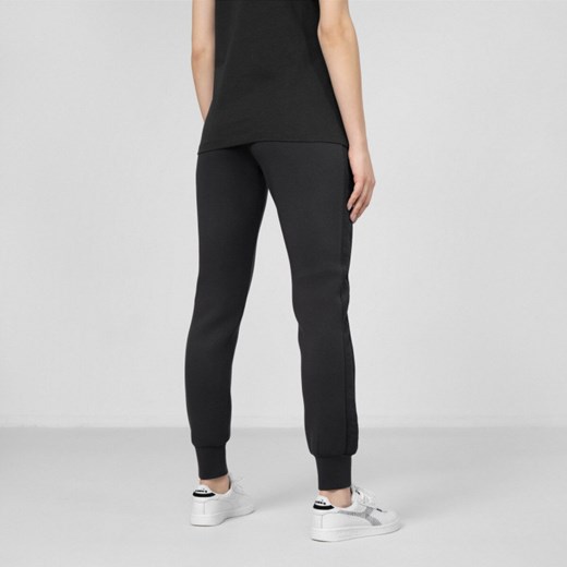 Damskie spodnie dresowe GUESS ALLIE SCUBA CUFF PANTS - czarne Guess XS okazja Sportstylestory.com