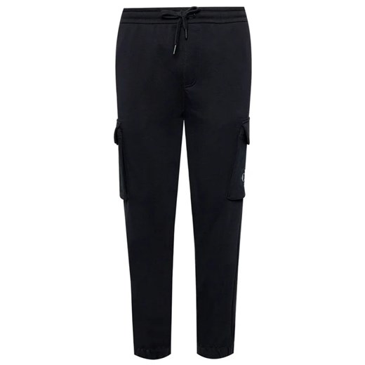 Calvin Klein Jeans Spodnie dresowe J30J318271 Czarny Regular Fit XXL promocyjna cena MODIVO