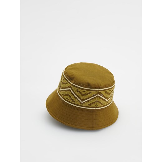 Czapka dziecięca Reserved 