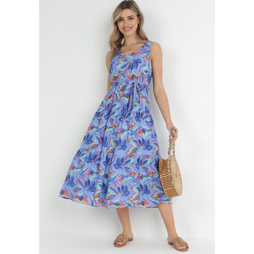 Niebieska Rozkloszowana Sukienka z Gumką w Talii i Wiązaniem z Wiskozy Keendust ze sklepu Born2be Odzież w kategorii Sukienki - zdjęcie 153017860