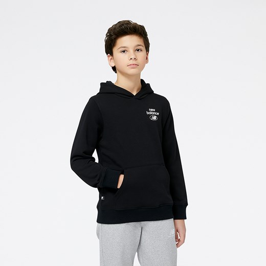 Bluza dziecięca New Balance YT31514BK – czarna ze sklepu New Balance Poland w kategorii Bluzy chłopięce - zdjęcie 153020002
