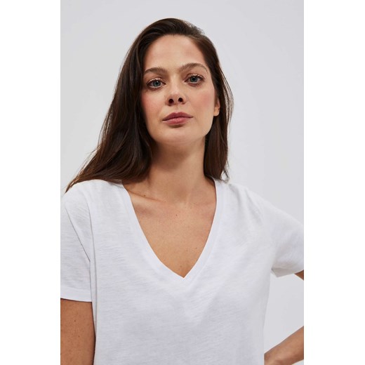 Bawełniana bluzka z dekoltem w serek i krótkimi rękawami biała ze sklepu Moodo.pl w kategorii Bluzki damskie - zdjęcie 153160792