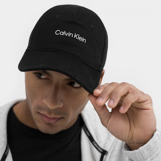 Męska czapka z daszkiem CALVIN KLEIN WOMEN 0000PX0312 - czarna Calvin Klein One-size Sportstylestory.com