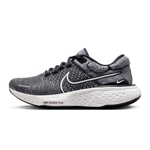 Buty sportowe damskie Nike na płaskiej podeszwie