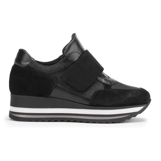 Damskie sneakersy zamszowe na rzep na platformie czarne ze sklepu WITTCHEN w kategorii Buty sportowe damskie - zdjęcie 153703091