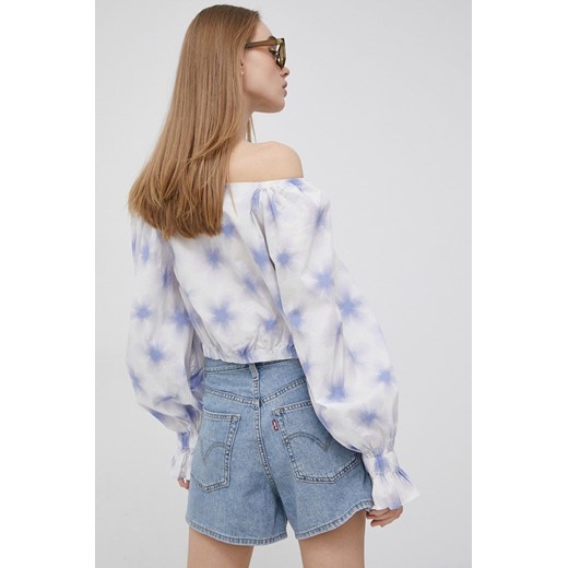 Levi's bluzka damska kolor biały wzorzysta S promocja ANSWEAR.com