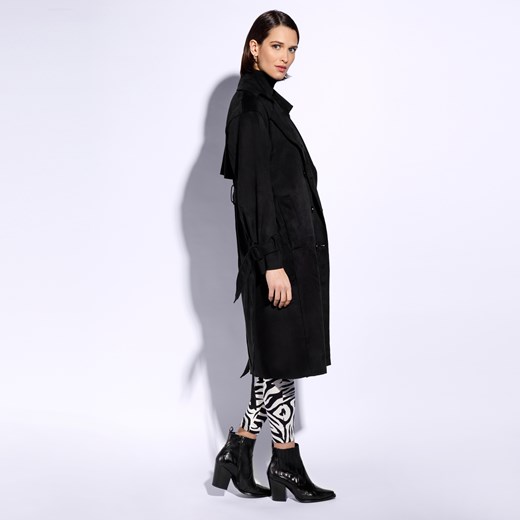 Damski płaszcz dwurzędowy z przeszyciami czarny ze sklepu WITTCHEN w kategorii Płaszcze damskie - zdjęcie 154103902