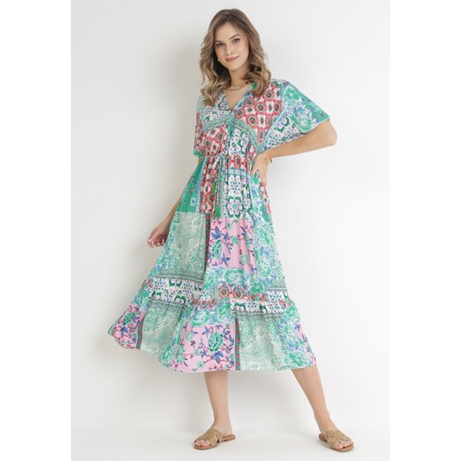 Miętowo-Różowa Kwiecista Sukienka Midi z Gumką w Talii z Falbanką z Wiskozy Jazaria ze sklepu Born2be Odzież w kategorii Sukienki - zdjęcie 154292733
