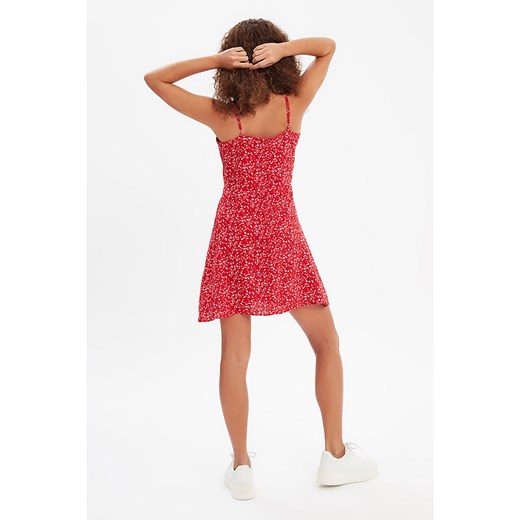 Sukienka w kolorze czerwonym Trendyol 38 Limango Polska okazja