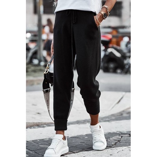 Spodnie GLADIS BLACK ze sklepu Ivet Shop w kategorii Spodnie damskie - zdjęcie 154426881