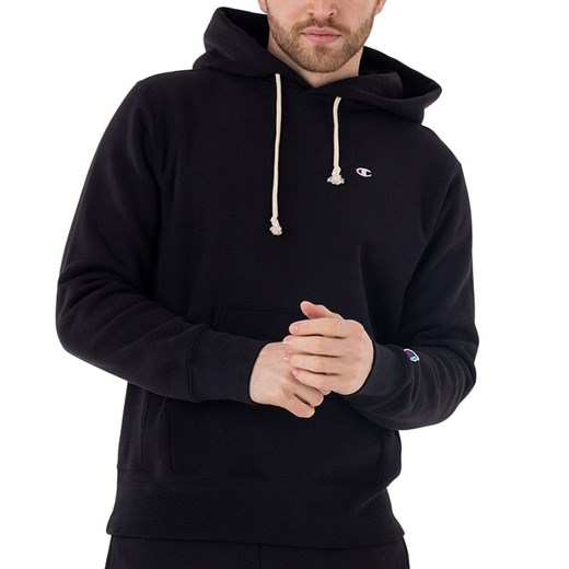 Bluza Champion Reverse Weave Fleece Hoodie 217976-KK001 - czarna ze sklepu streetstyle24.pl w kategorii Bluzy męskie - zdjęcie 154534032