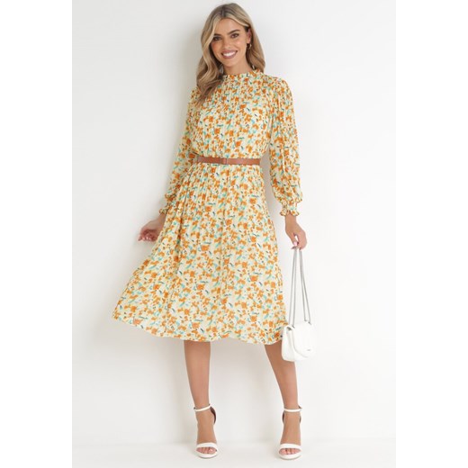 Born2be sukienka w kwiaty casual z długimi rękawami 