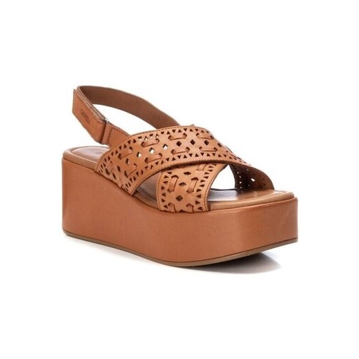 Sandały Carmela SANDALIA DE MUJER 068555 Carmela 39 wyprzedaż Spartoo