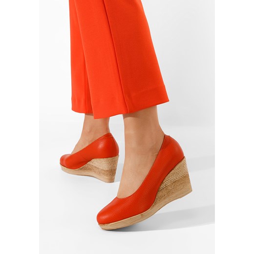 Czółenka pomarańczowe Zapatos na koturnie bez zapięcia 