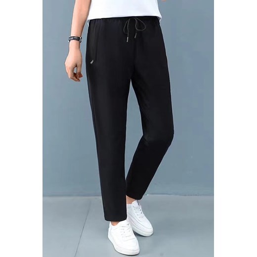 Spodnie damskie FINBERA BLACK ze sklepu Ivet Shop w kategorii Spodnie damskie - zdjęcie 155970940