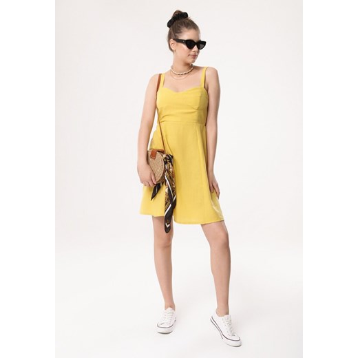 Żółta Sukienka Chasse S promocyjna cena Born2be Odzież