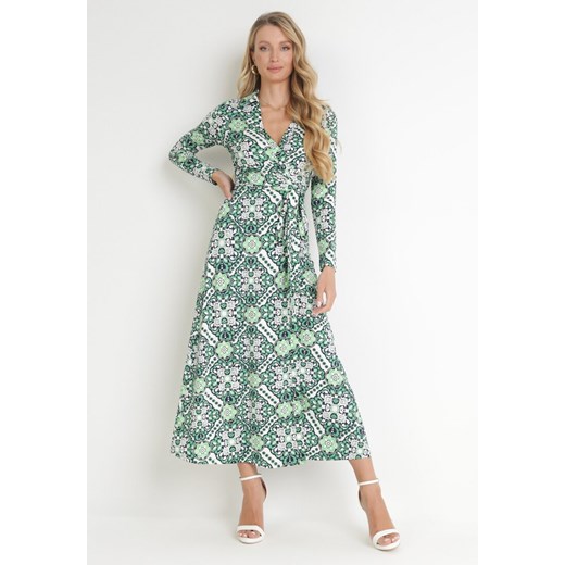 Zielona Sukienka Kopertowa z Głębokim Rozcięciem na Dole Karilina ze sklepu Born2be Odzież w kategorii Sukienki - zdjęcie 156022794