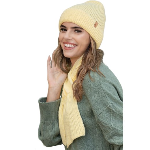Komplet czapka z szalikiem w kolorze żółtym Chloe, Kolor żółty, Rozmiar one size, KAMEA ze sklepu Primodo w kategorii Komplety czapka i szalik damskie - zdjęcie 156042440