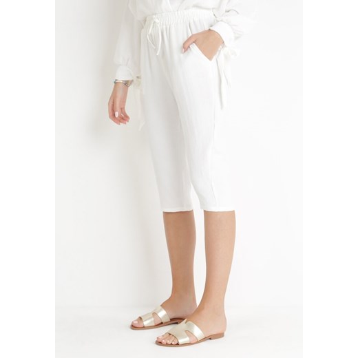 Białe Szorty za Kolano z Gumką w Pasie Daralis ze sklepu Born2be Odzież w kategorii Szorty - zdjęcie 156048804
